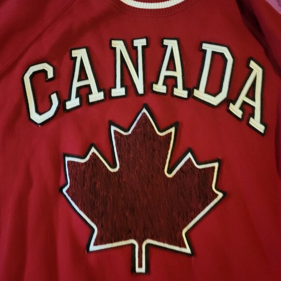 Hudson’s Bay Mens Red Canada Crew Neck Sweater - Size L Company HBC - Picture 3 of 12